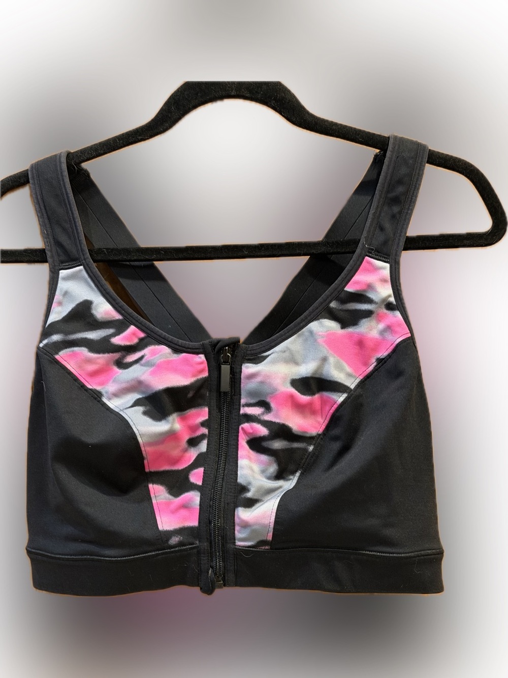 LIVI Active Front Zip High Impact Sports Bra Black Pink Camo Size 42D